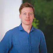 Bas